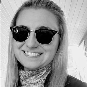 Meet your Posher, Posh